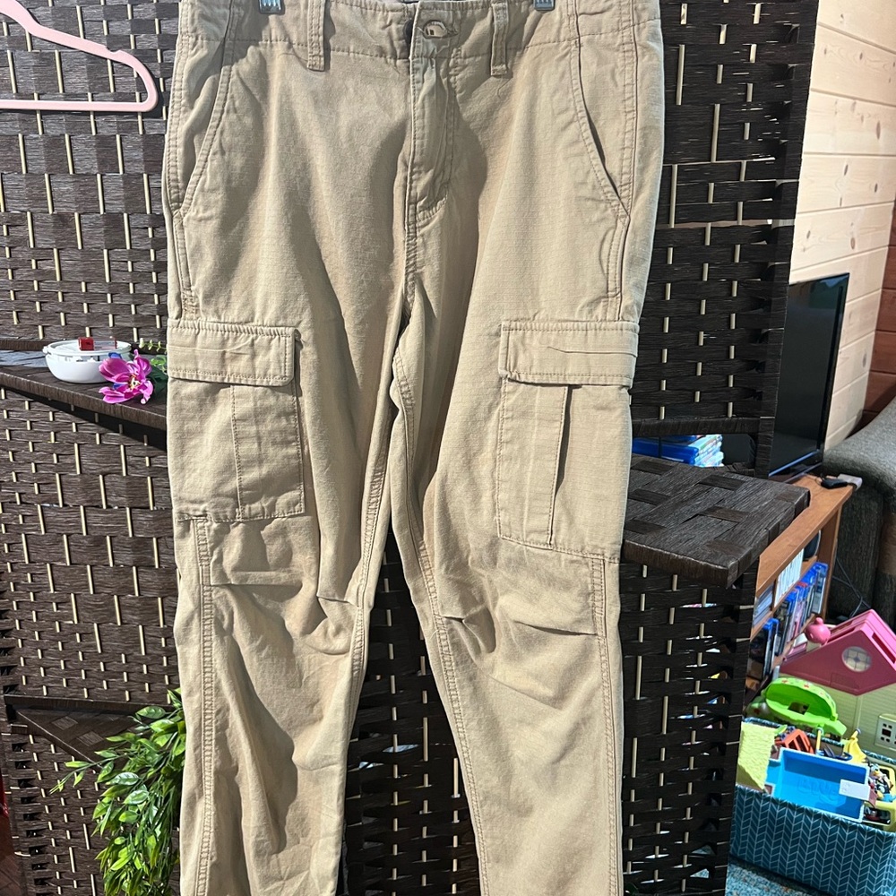 Aeropostale Men's Khaki Cargo Pants